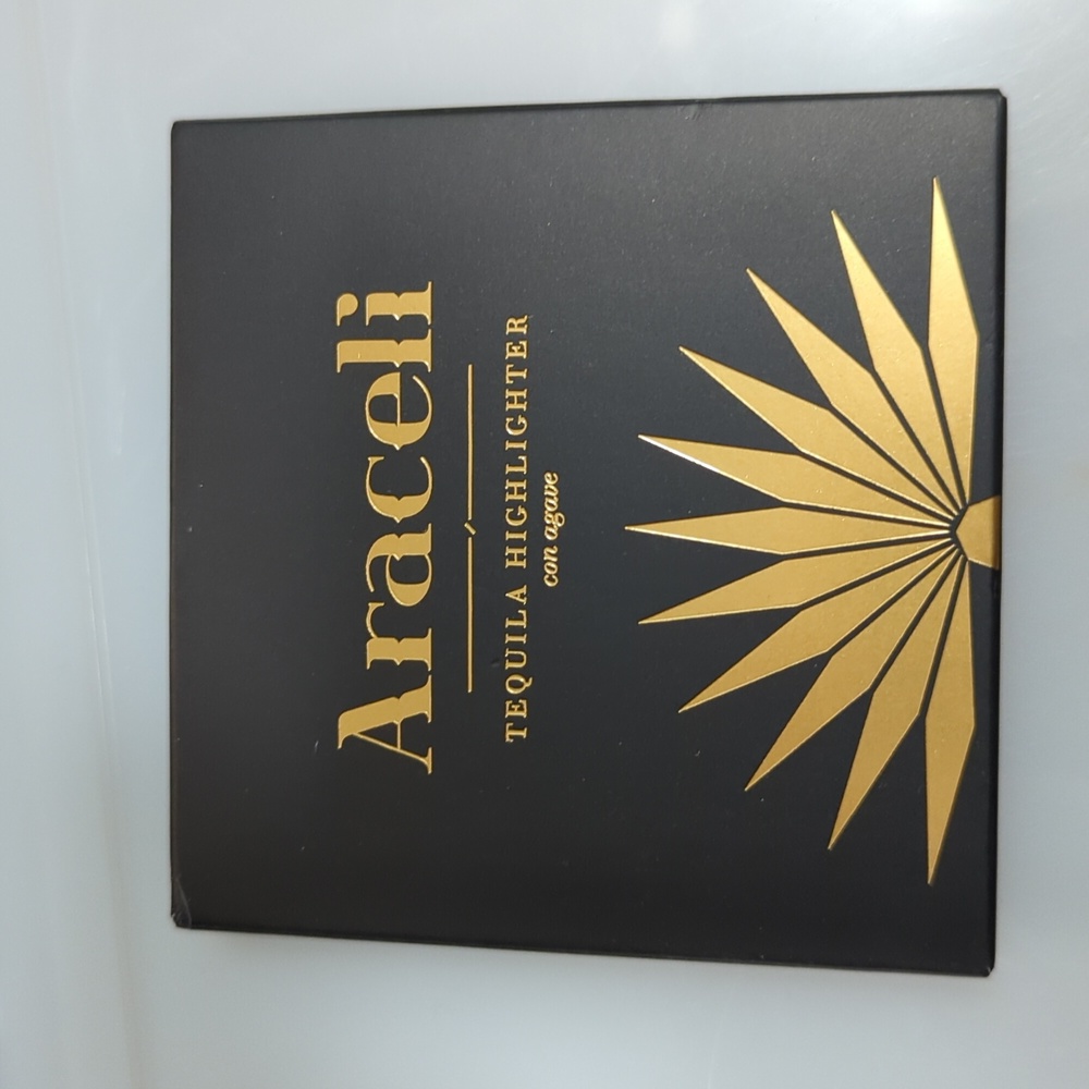 Araceli tequila highlighter